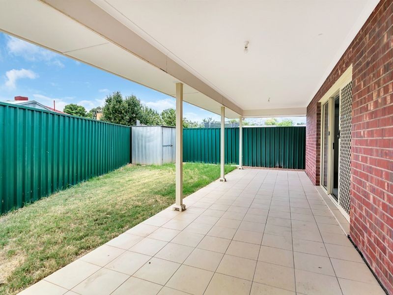 1 McKinlay Street, Elizabeth Downs SA 5113