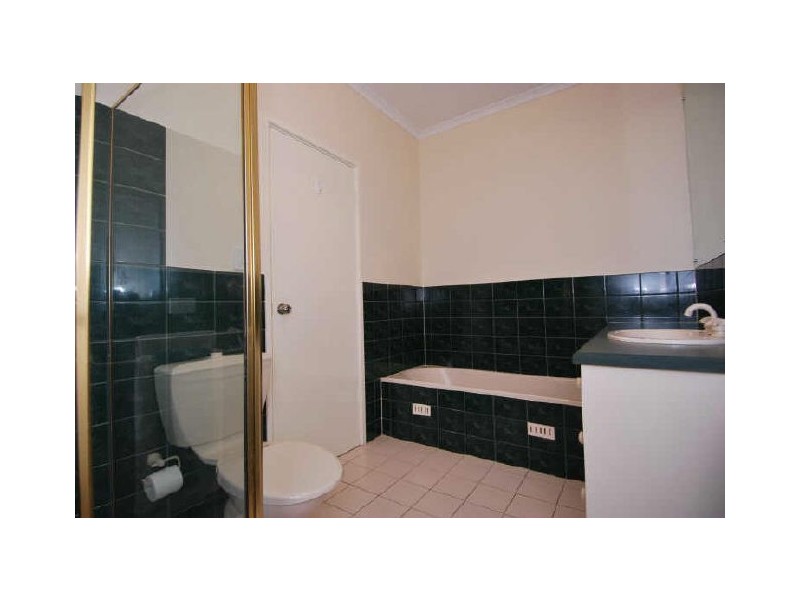 8 Ballard Close, Greenwith SA 5125