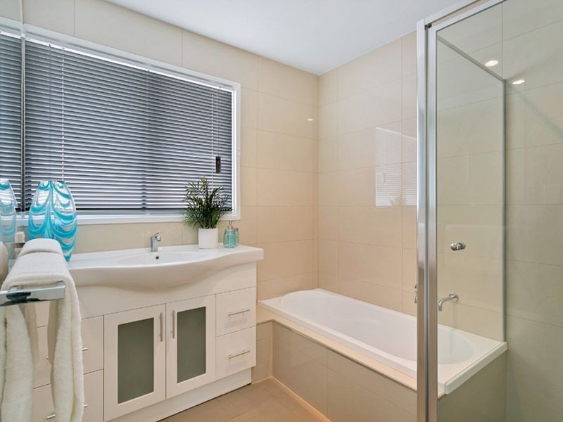 8 Chardonnay Crescent, Wynn Vale SA 5127