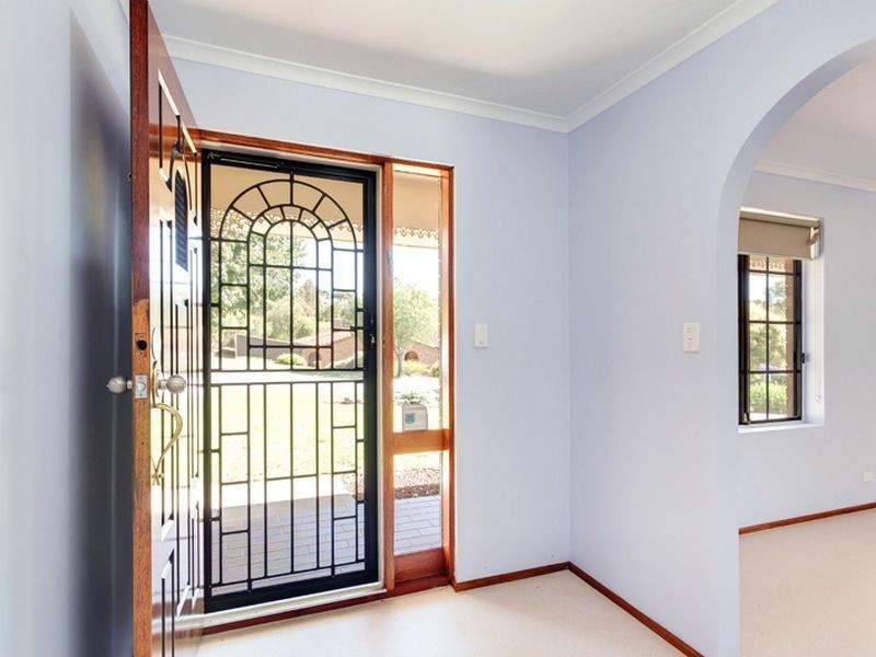 5 Traminer Close, Wynn Vale SA 5127