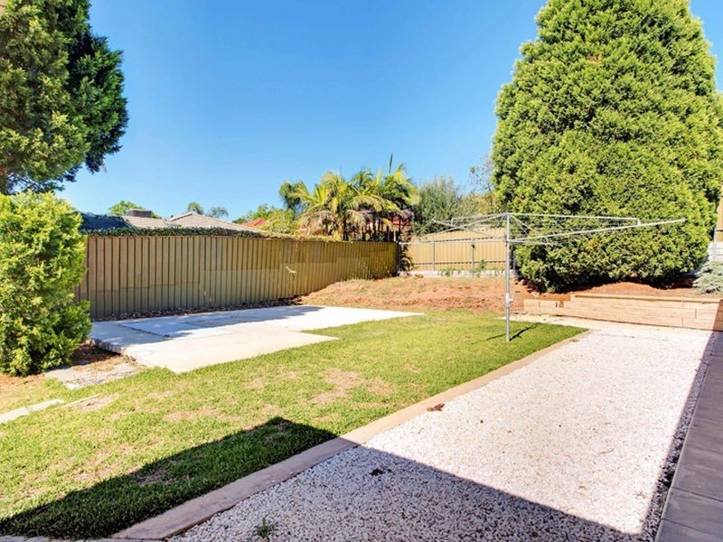 5 Traminer Close, Wynn Vale SA 5127