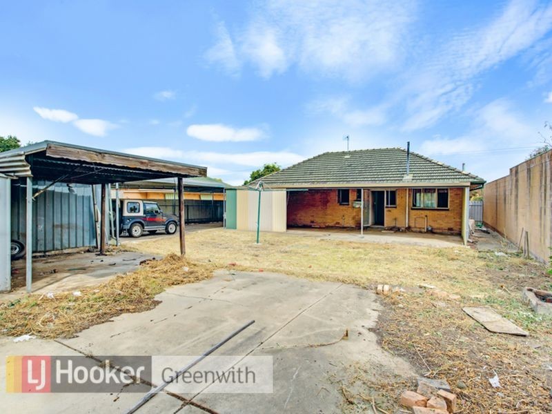 10 Morris Drive, Valley View SA 5093