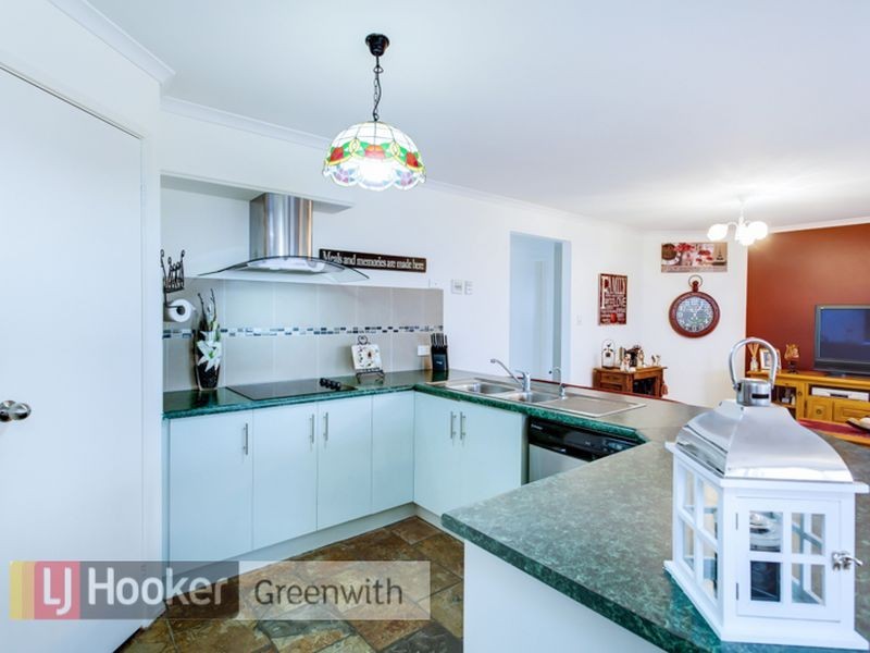 6 Peppermint Close, Greenwith SA 5125