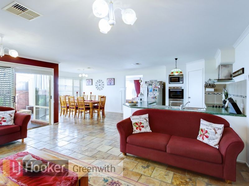 6 Peppermint Close, Greenwith SA 5125