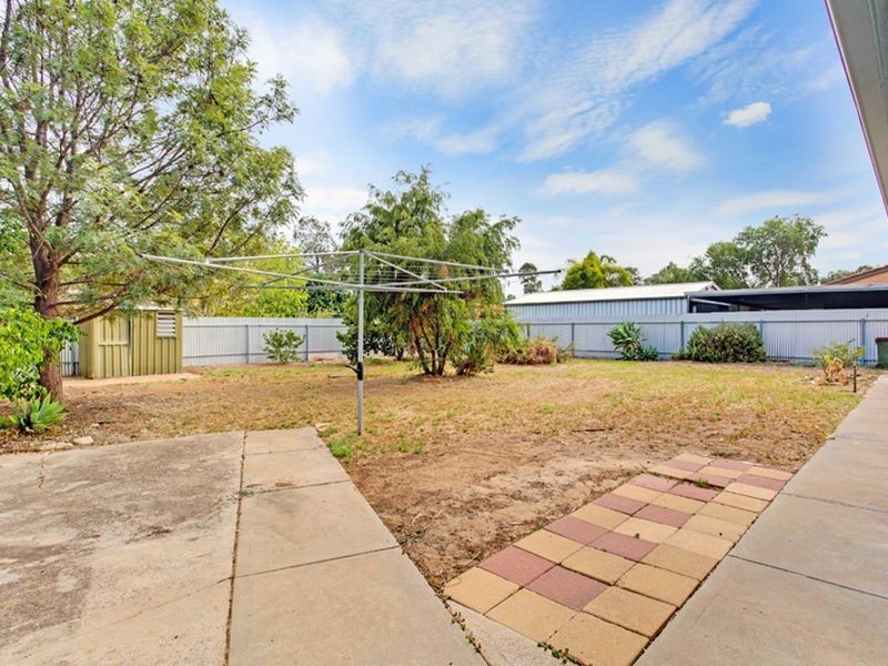 28 Ramsay Way, Para Hills West SA 5096