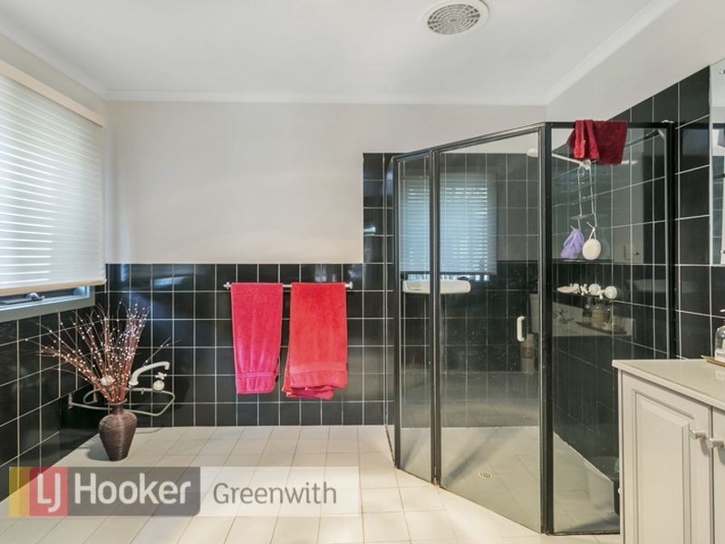 10 Timcris Court, Wynn Vale SA 5127