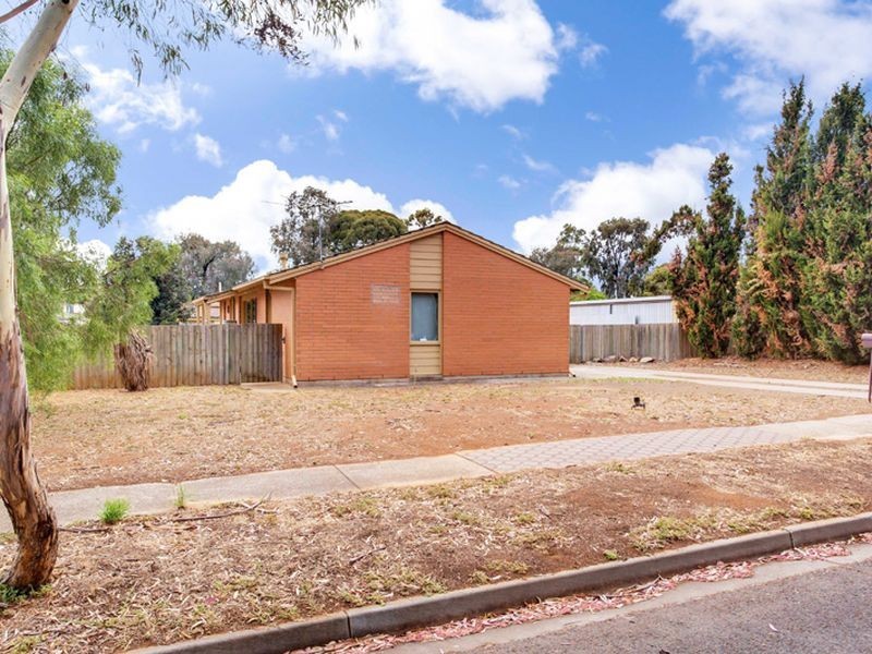 5 Heidi Court, Paralowie SA 5108