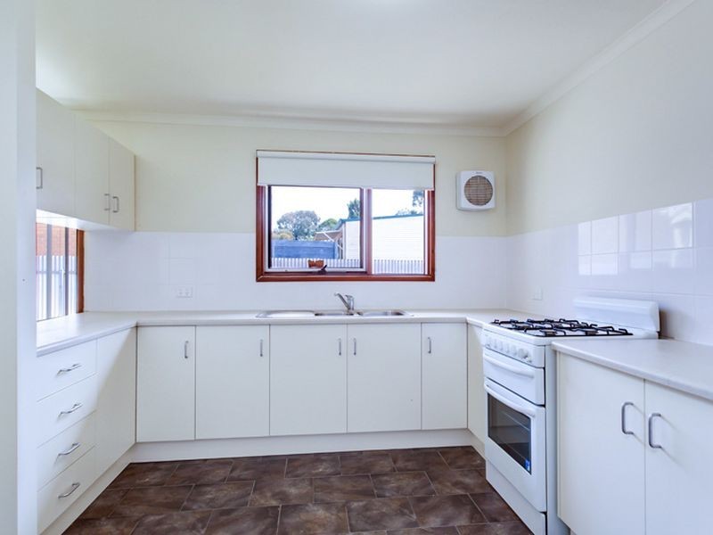 5 Heidi Court, Paralowie SA 5108