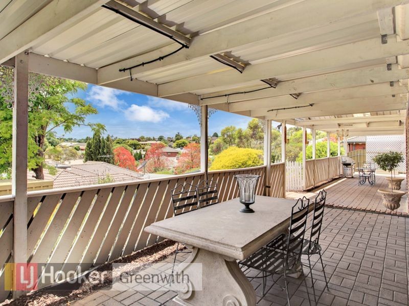 19 Austerlitz Court, Greenwith SA 5125