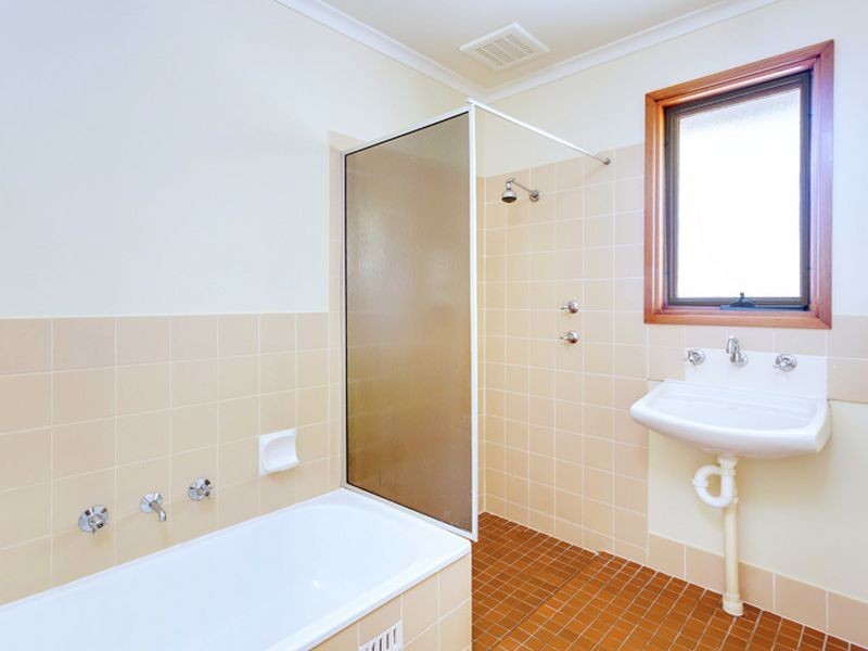 18 Lubbock Court, Wynn Vale SA 5127