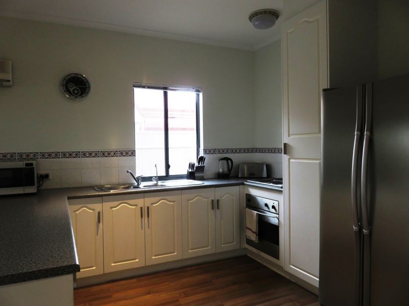 4 Farnell Place, Greenwith SA 5125