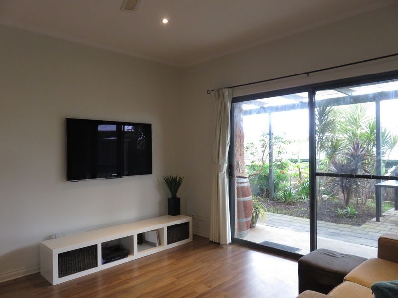 4 Farnell Place, Greenwith SA 5125