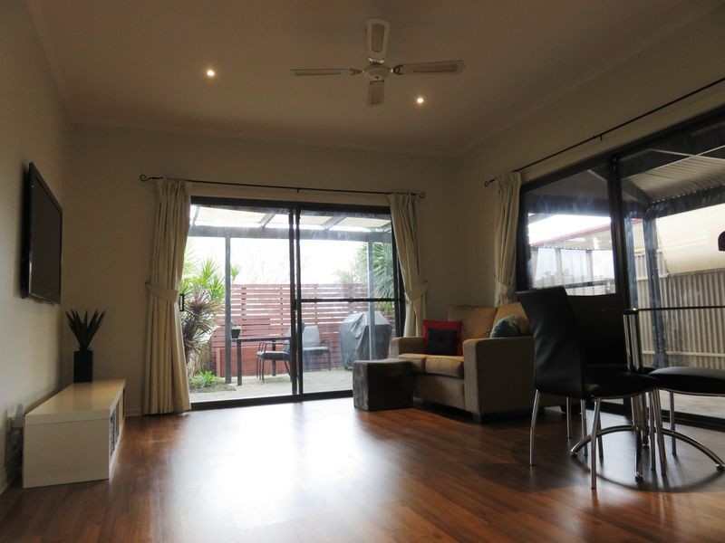 4 Farnell Place, Greenwith SA 5125