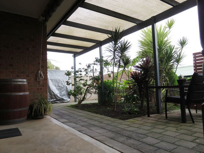 4 Farnell Place, Greenwith SA 5125