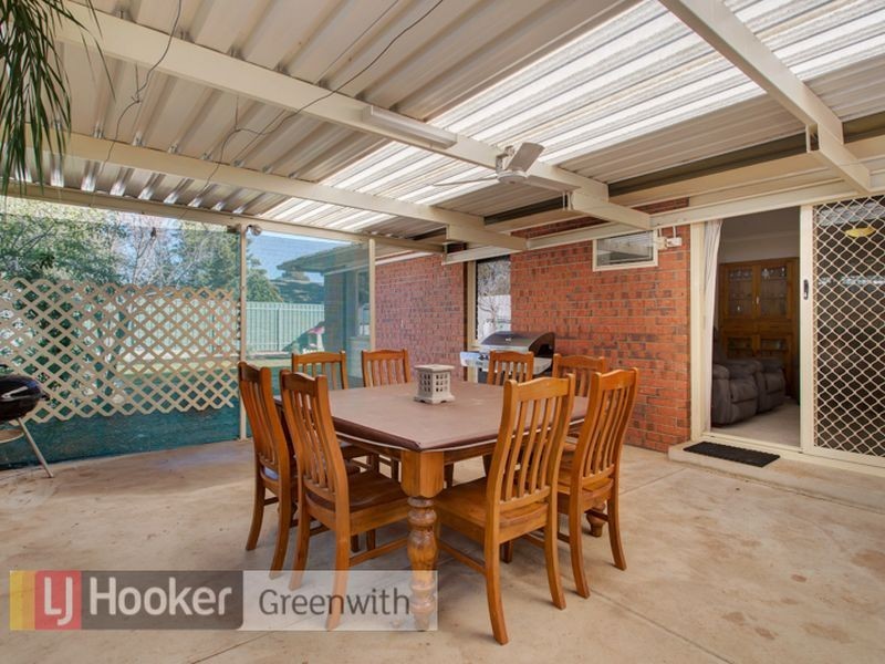 60 Deborah Grove, Para Vista SA 5093