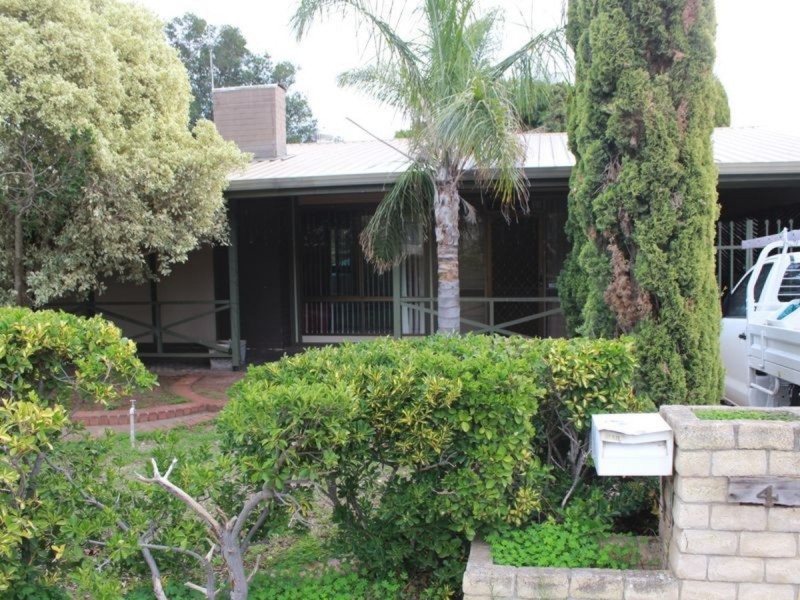 4 Parham Street, Elizabeth Downs SA 5113