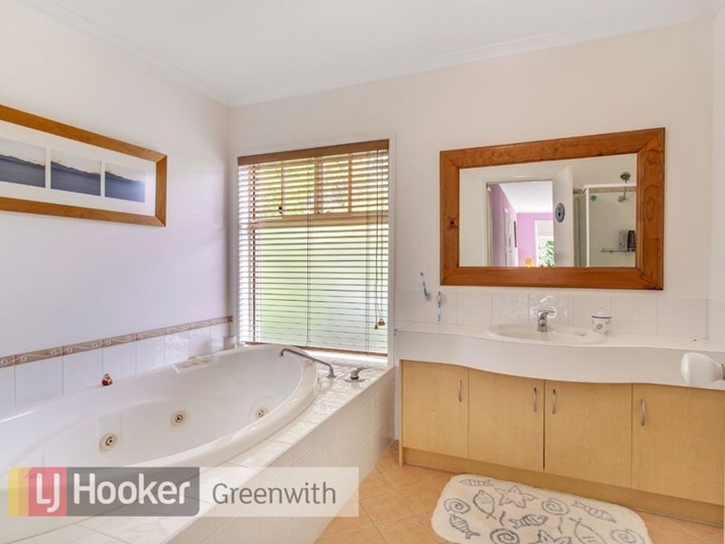 18 Green Pine Circuit, Golden Grove SA 5125