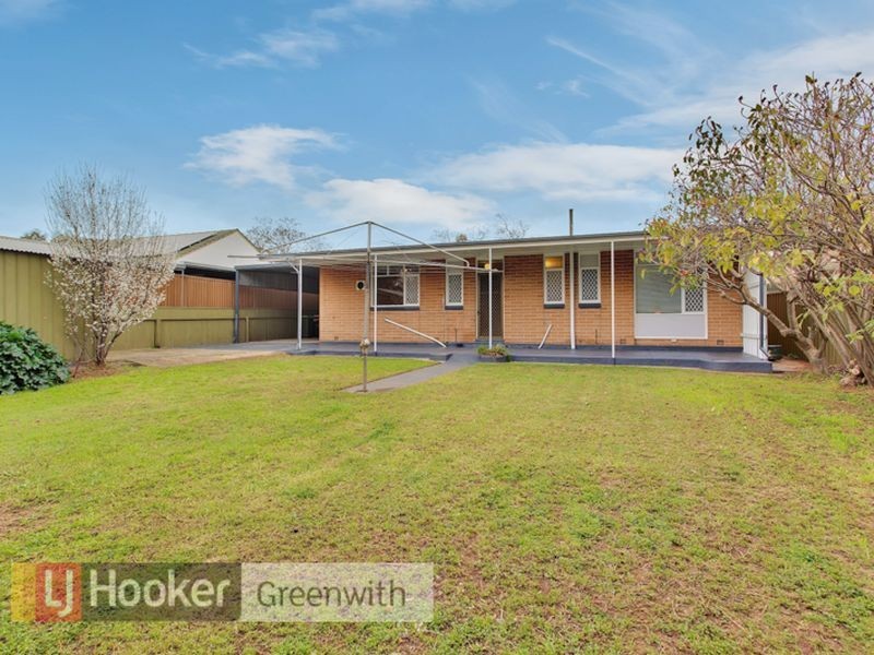 29 Hodge Road, Para Hills SA 5096