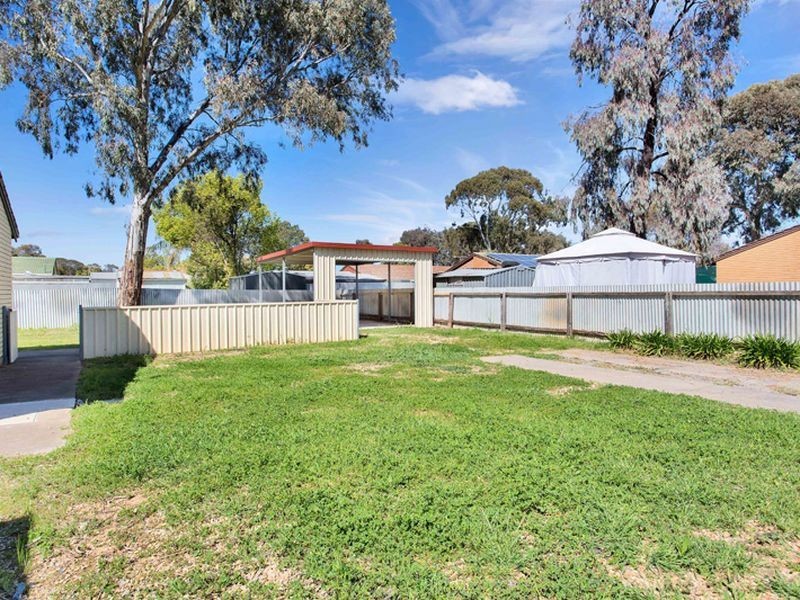 15 Halba Crescent, Paralowie SA 5108