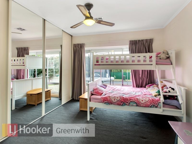 15 Far View Crescent, Ridgehaven SA 5097