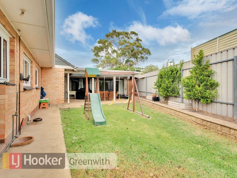 15 Far View Crescent, Ridgehaven SA 5097