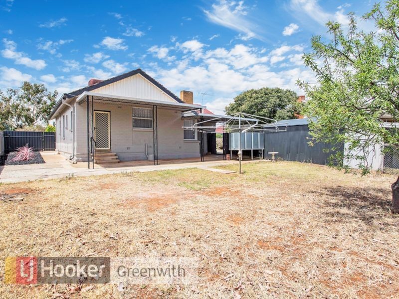 17 Peacock Road, Elizabeth Downs SA 5113