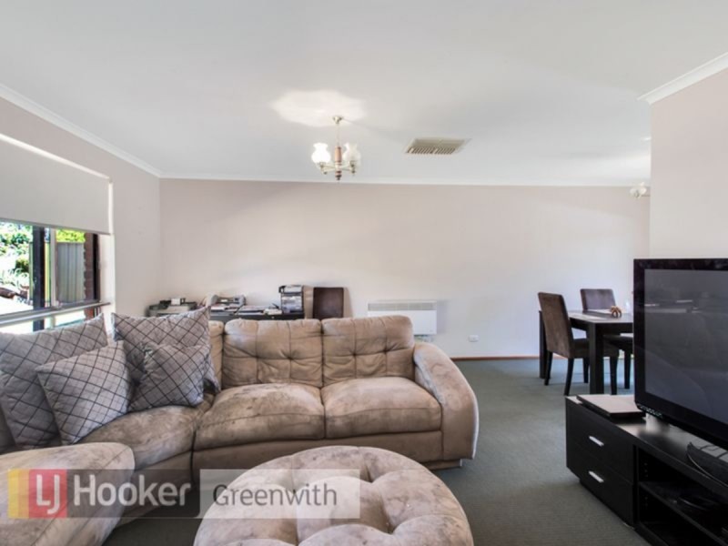 8 Taranaki Court, Greenwith SA 5125