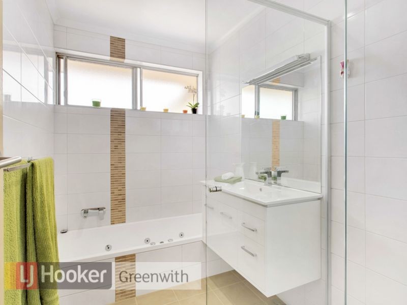 2 Oldham Avenue, Modbury Heights SA 5092