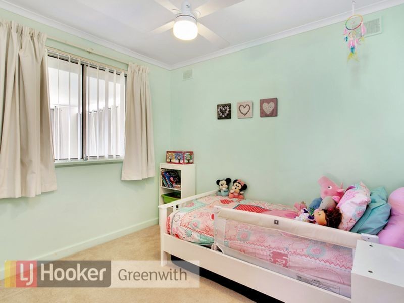 2 Oldham Avenue, Modbury Heights SA 5092