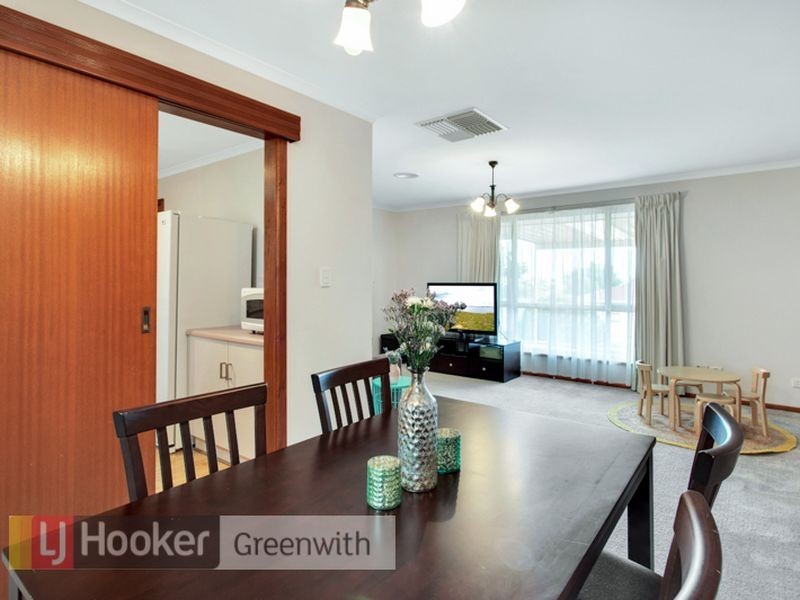 9 Hilltop Boulevard, Hillbank SA 5112