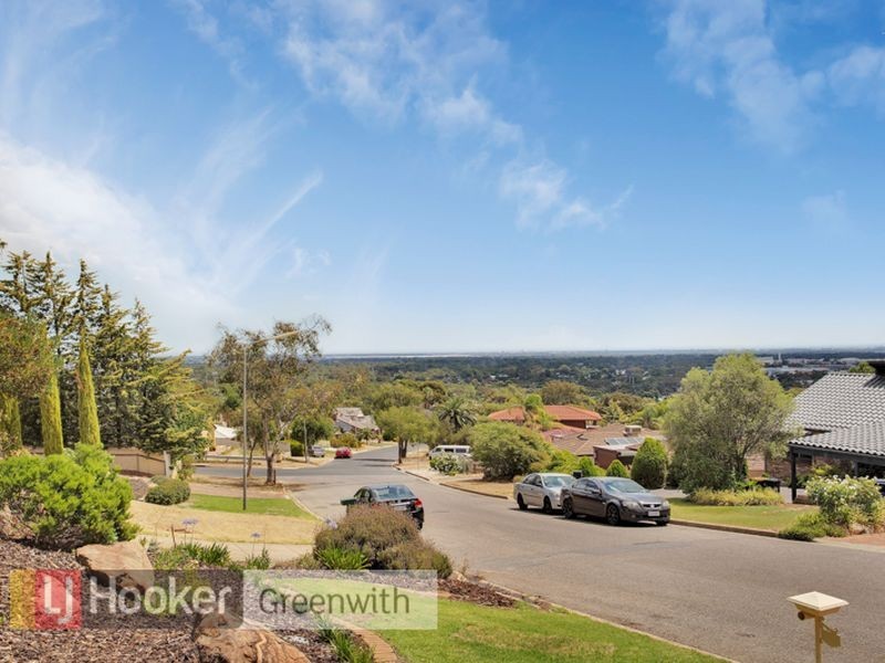9 Hilltop Boulevard, Hillbank SA 5112