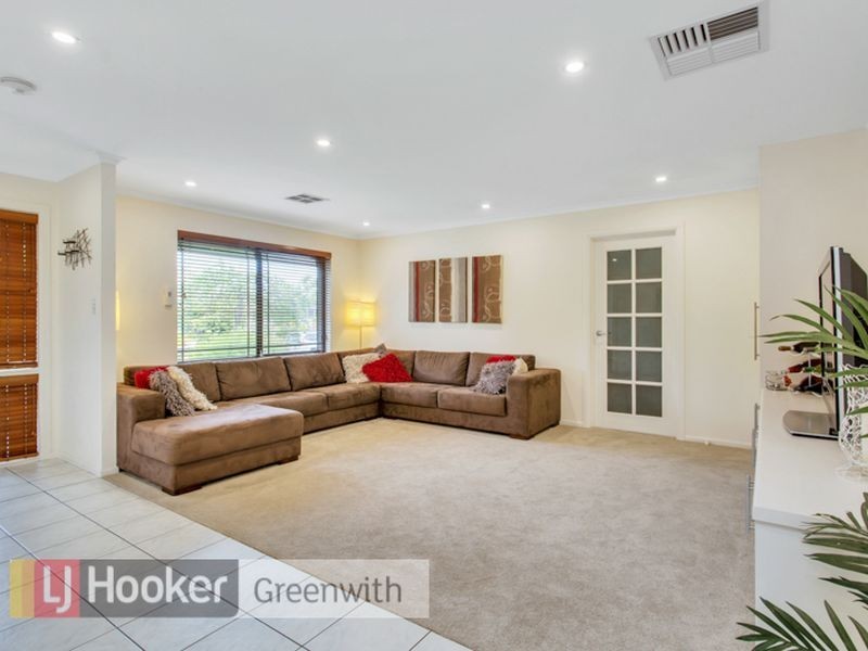 1 Oakwood Street, Parafield Gardens SA 5107