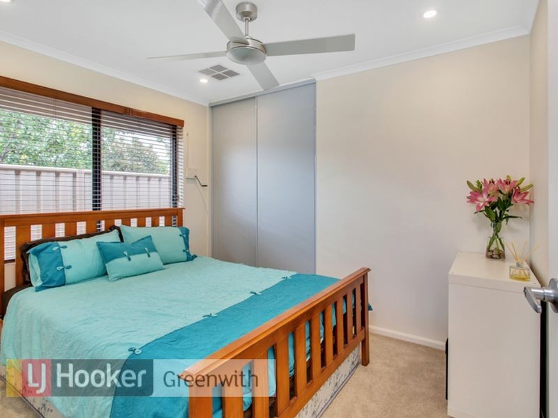 1 Oakwood Street, Parafield Gardens SA 5107