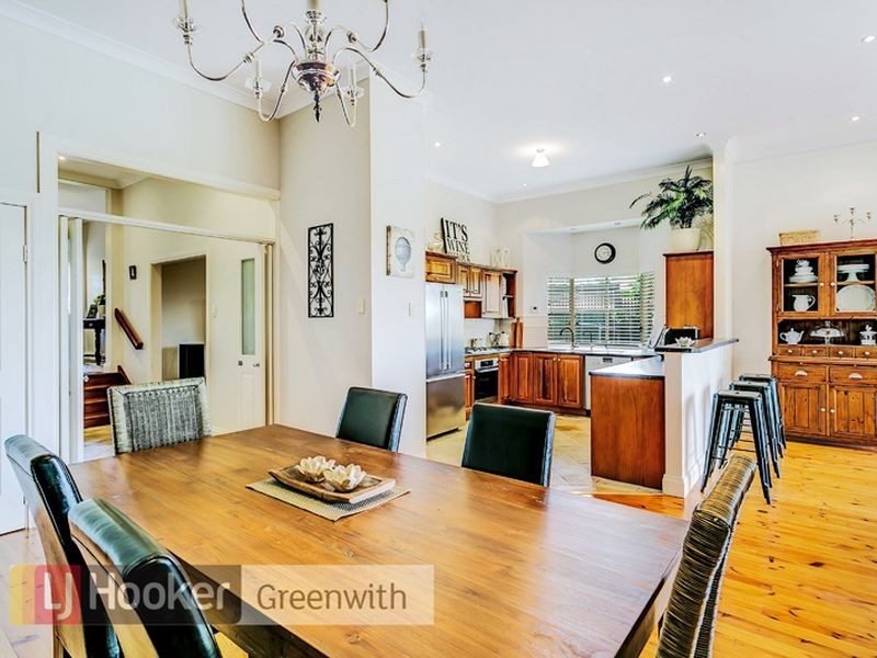 6 St Clair Parade, Greenwith SA 5125