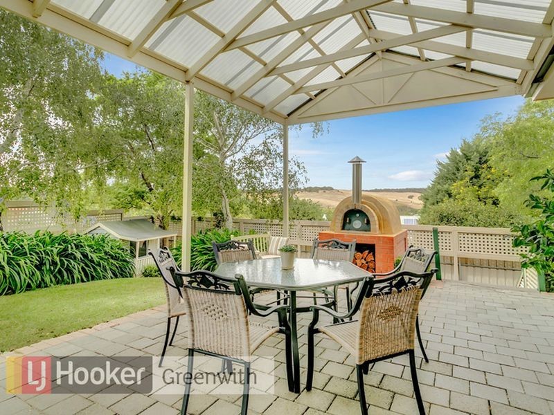 6 St Clair Parade, Greenwith SA 5125