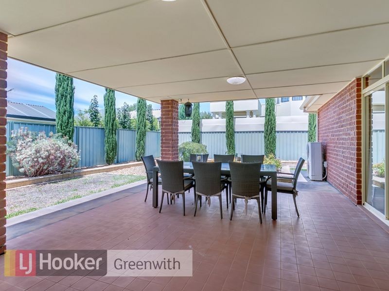 9 Kingfisher Avenue, Mawson Lakes SA 5095
