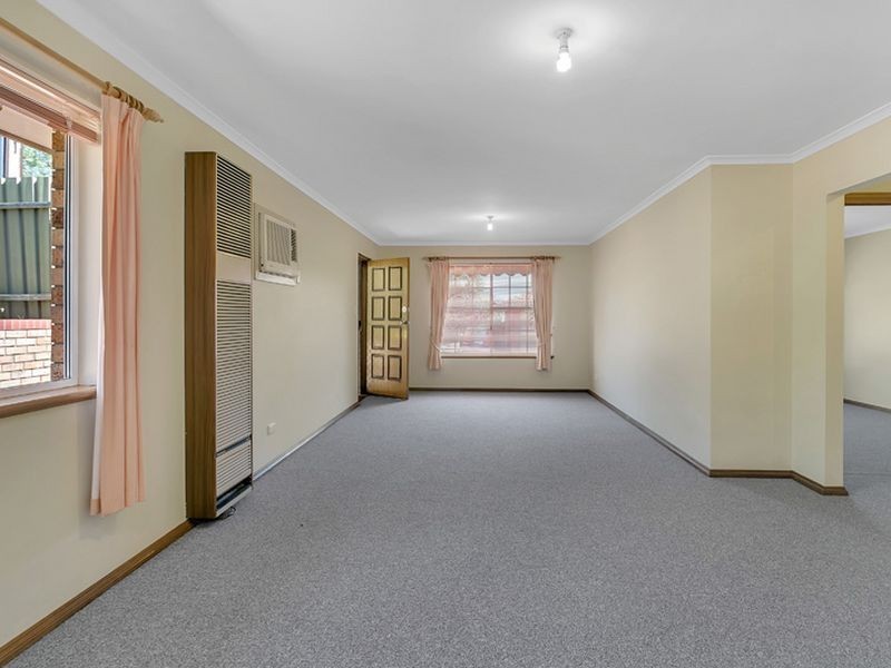 2/20 Whinnen Street, St Agnes SA 5097