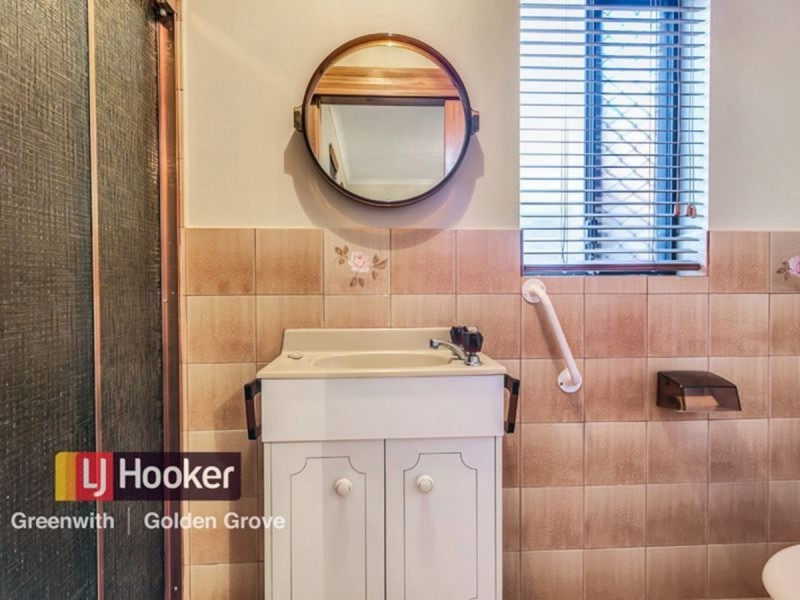 17 Selangor Avenue, Fairview Park SA 5126