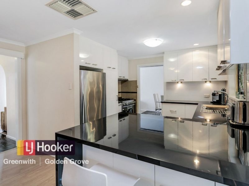 11 Teresa Court, Paralowie SA 5108