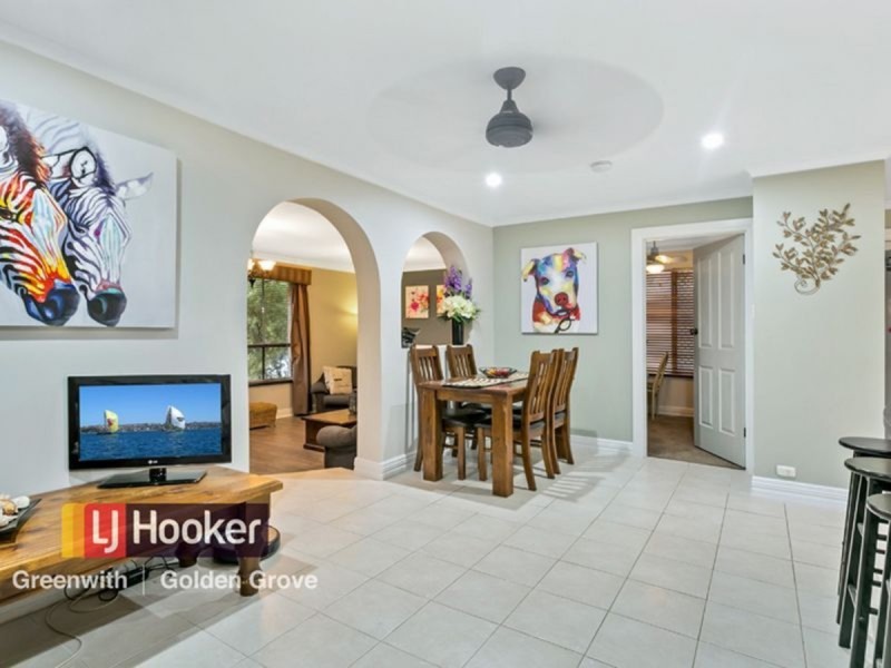 40 De Sassenay Crescent, Modbury Heights SA 5092