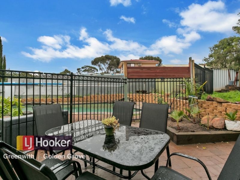 40 De Sassenay Crescent, Modbury Heights SA 5092