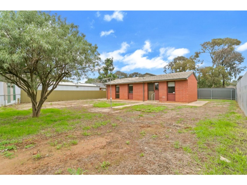 6 Amsterdam Crescent, Salisbury Downs SA 5108