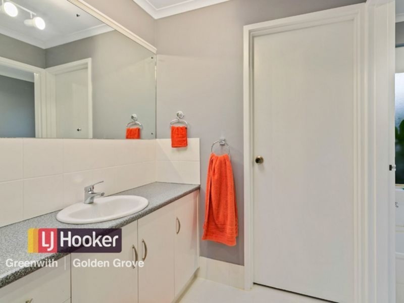 4 Crouchen Court, Wynn Vale SA 5127
