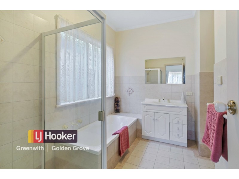 32 Raunsley Circuit, Greenwith SA 5125