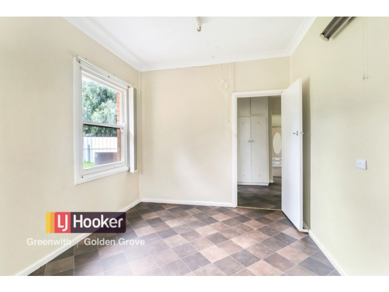 33 Campbell Road, Elizabeth Downs SA 5113