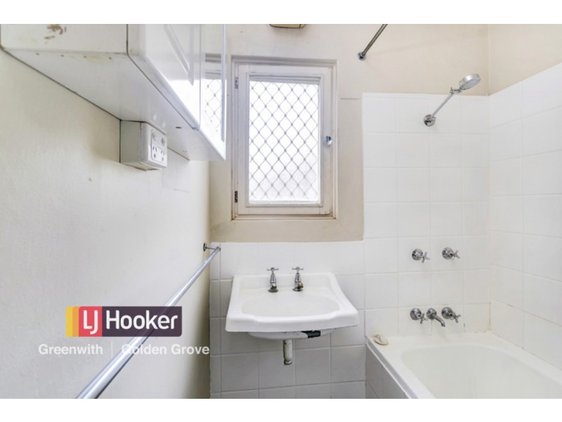 33 Campbell Road, Elizabeth Downs SA 5113