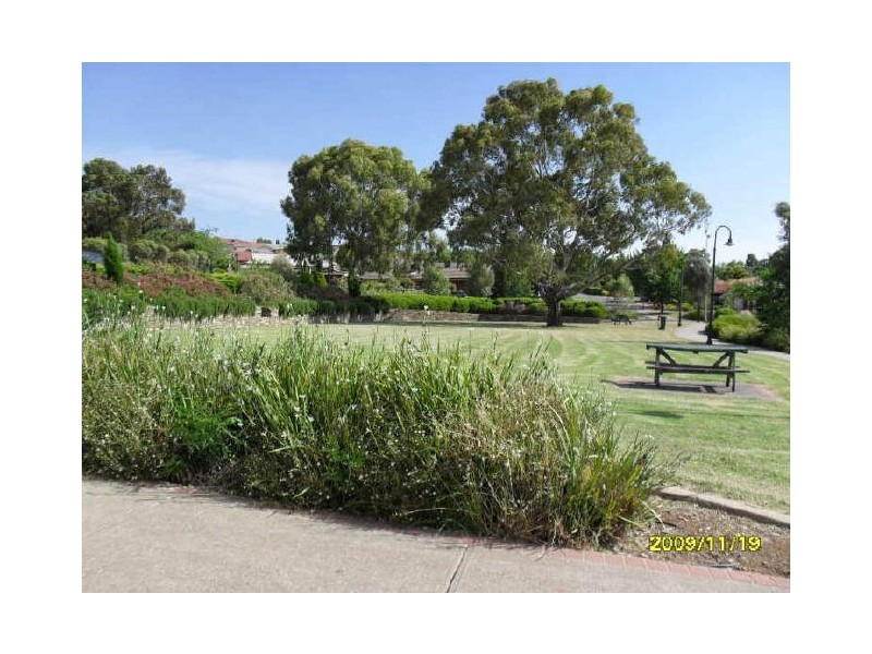 2 Featherstone Circuit, Greenwith SA 5125