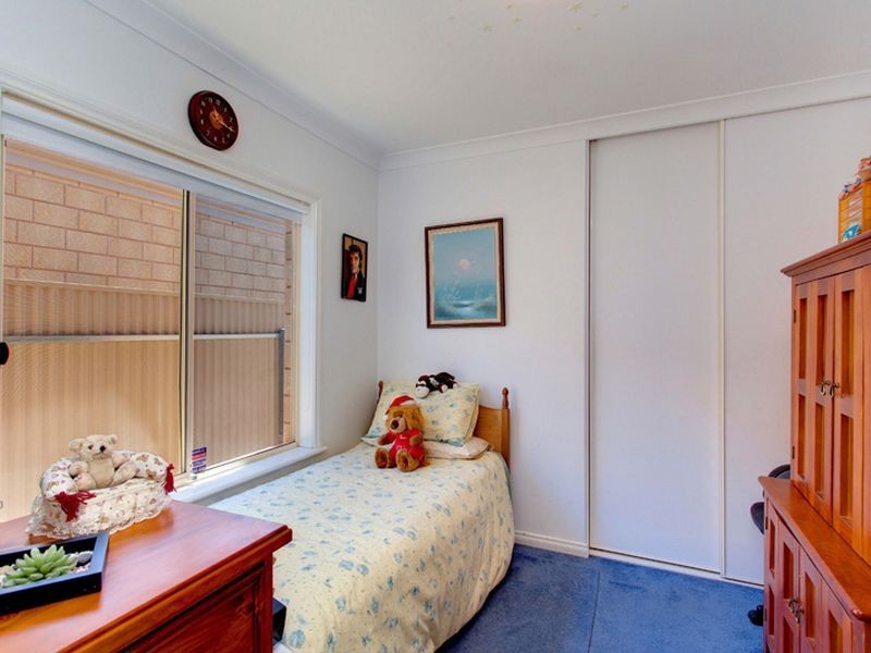 2 Lakeside Court, Greenwith SA 5125