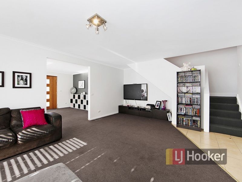 35 George Knox Drive, Rowville VIC 3178