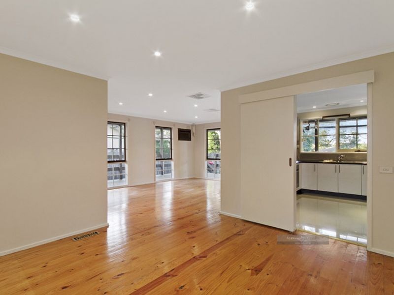 1/3 Fourth Avenue, Rowville VIC 3178